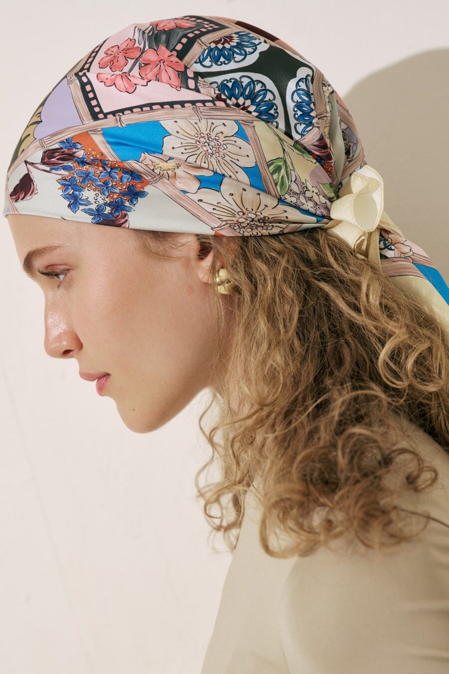 patterned-satin-shawl-guel-lebanon-kanstore Patterned satin shawl guel