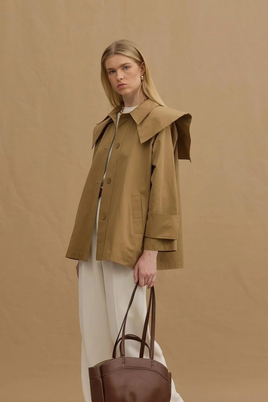 Camel detachable-collar trench coat