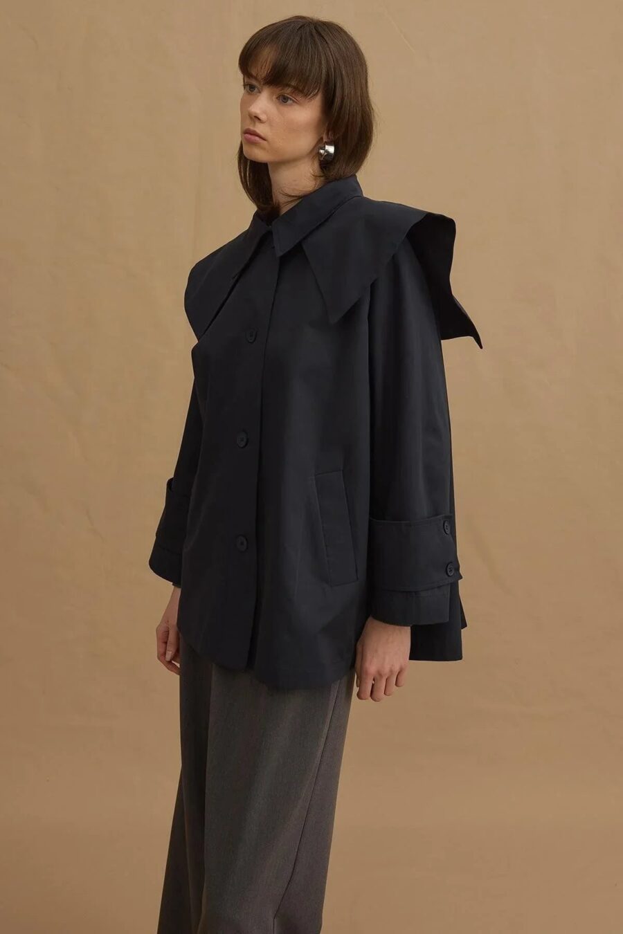 Navy detachable-collar trench coat
