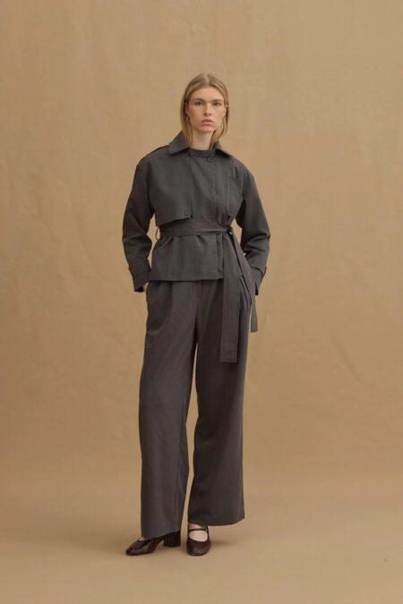 womens-anthracite-short-trench-coat-kanstore-1-min Anthracite double pleat trench suit