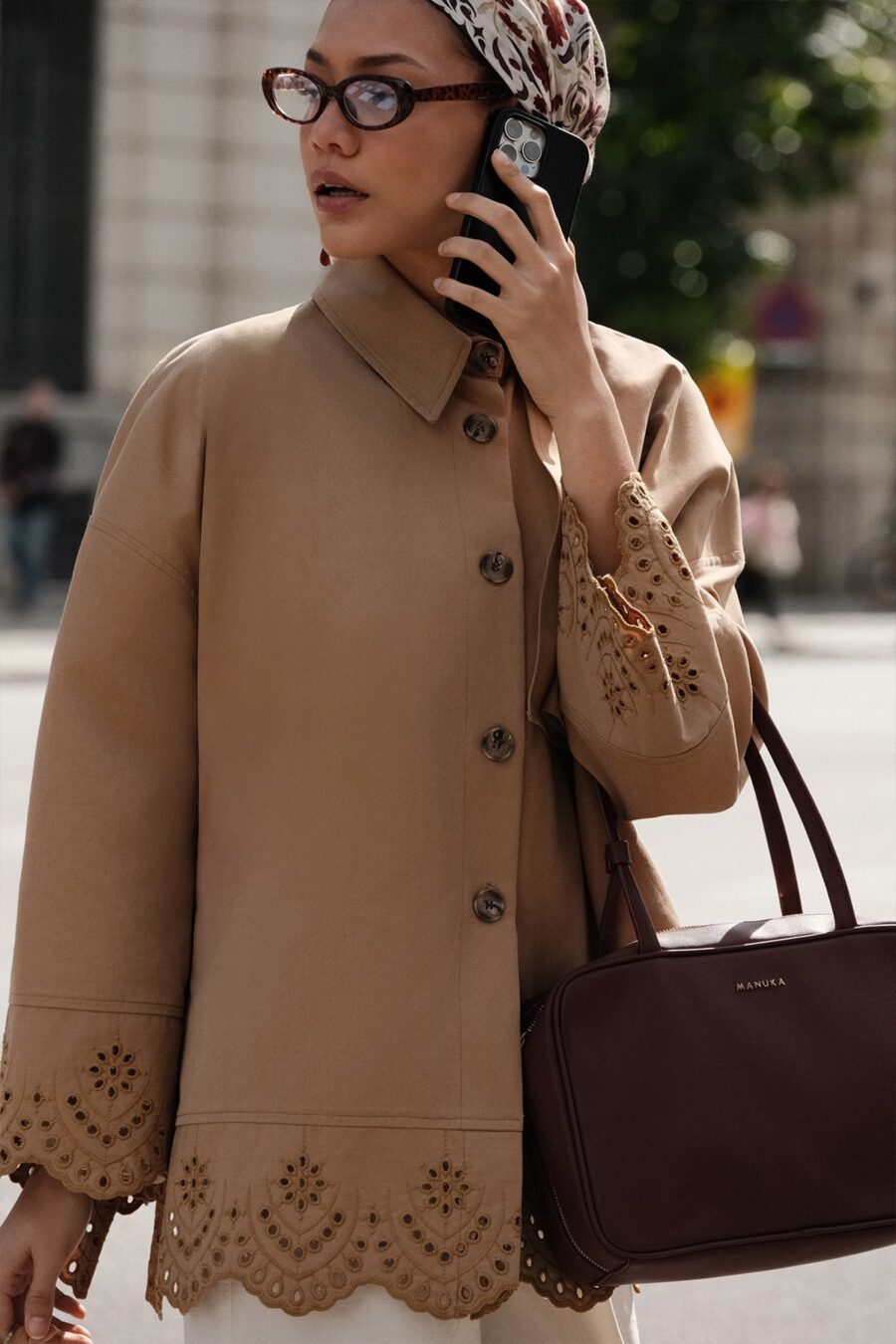 Embroidery detailed design trench coat camel