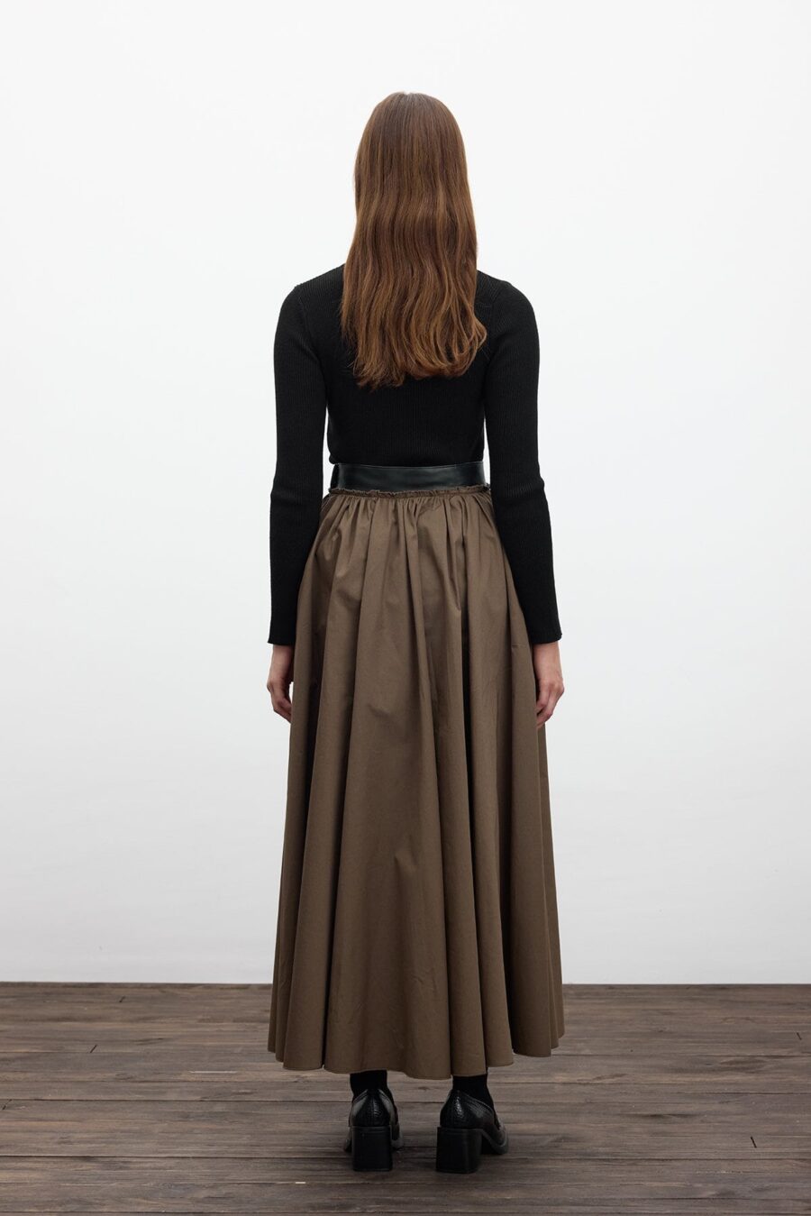 Khaki wide leather-trim skirt