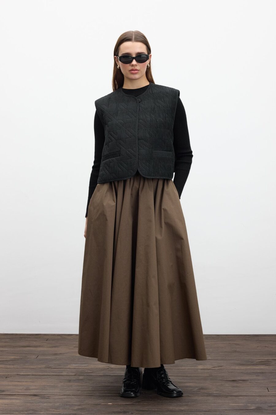 Khaki wide leather-trim skirt