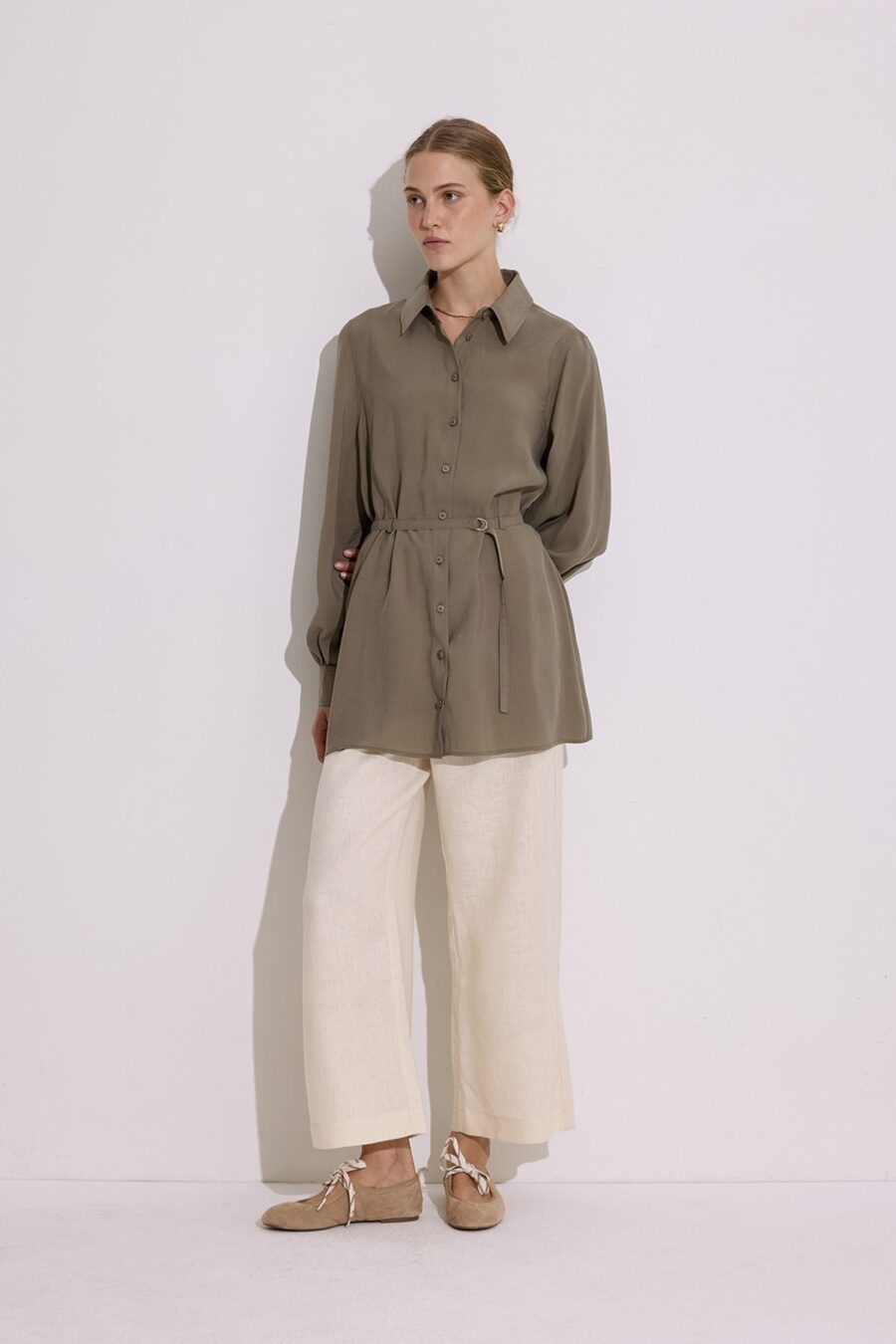Modal belted shirt khaki