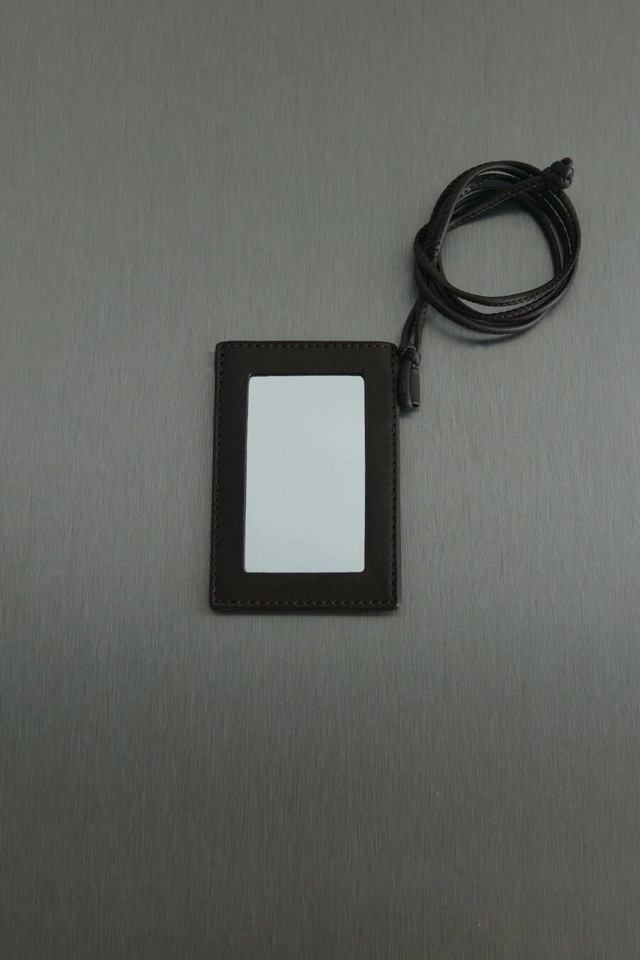 women-bitter-coffee-lue-mirrored-card-holder-kanstore-1-min Bitter coffee lue mirrored card holder