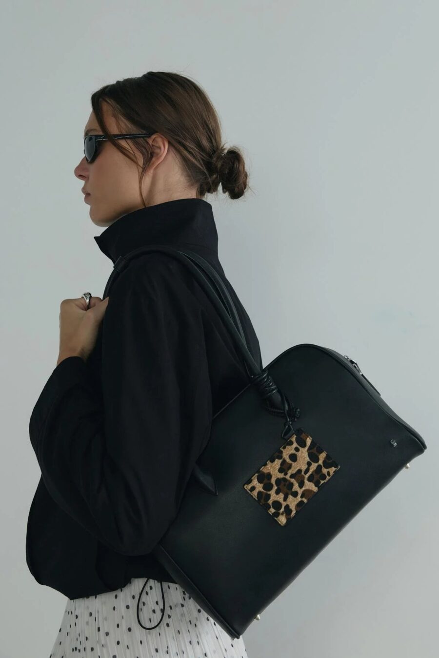 women-brown-lue-leopard-mirrored-card-holder-kanstore-1-min Brown lue leopard mirrored card holder