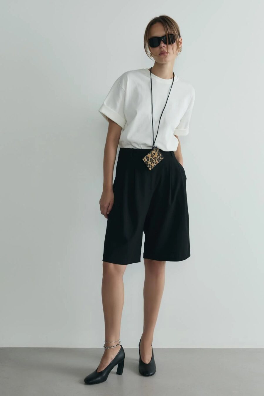 women-brown-lue-leopard-mirrored-card-holder-kanstore-6-min Brown lue leopard mirrored card holder