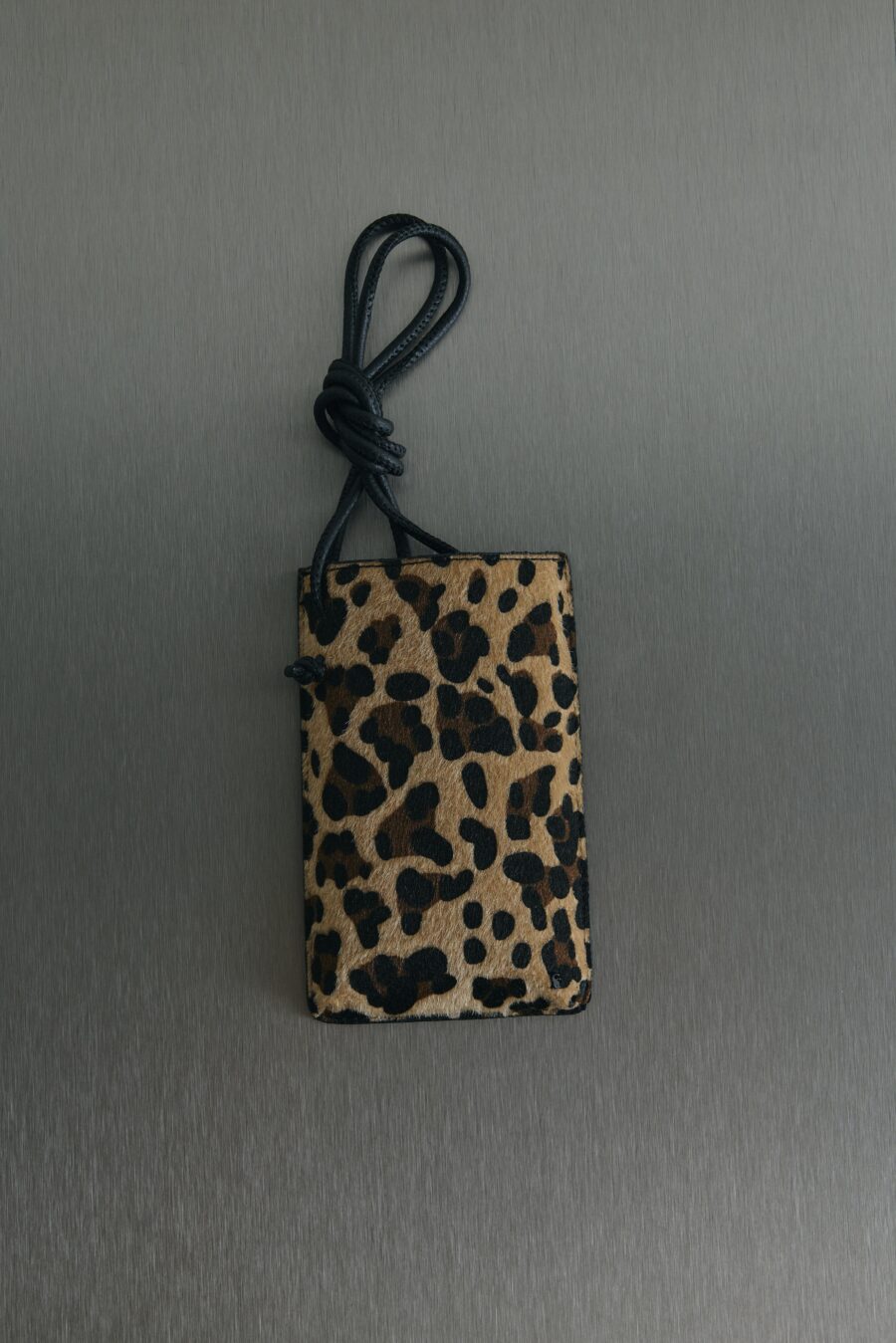 women-brown-mia-leopard-phone-bag-kanstore-4-min Brown mia leopard phone bag