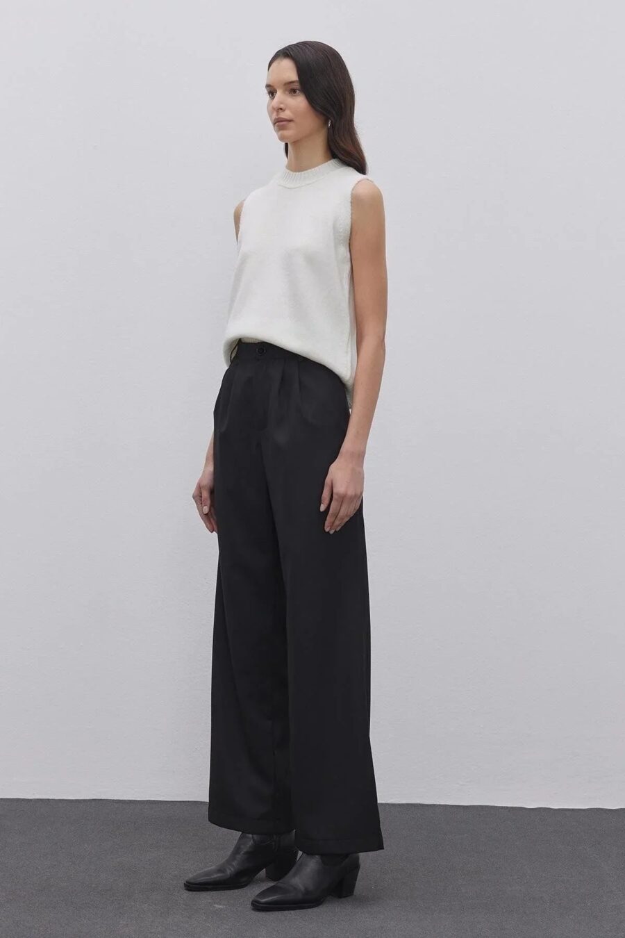 Black pleated palazzo trousers