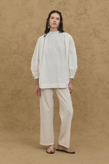 Ecru pleated shirt