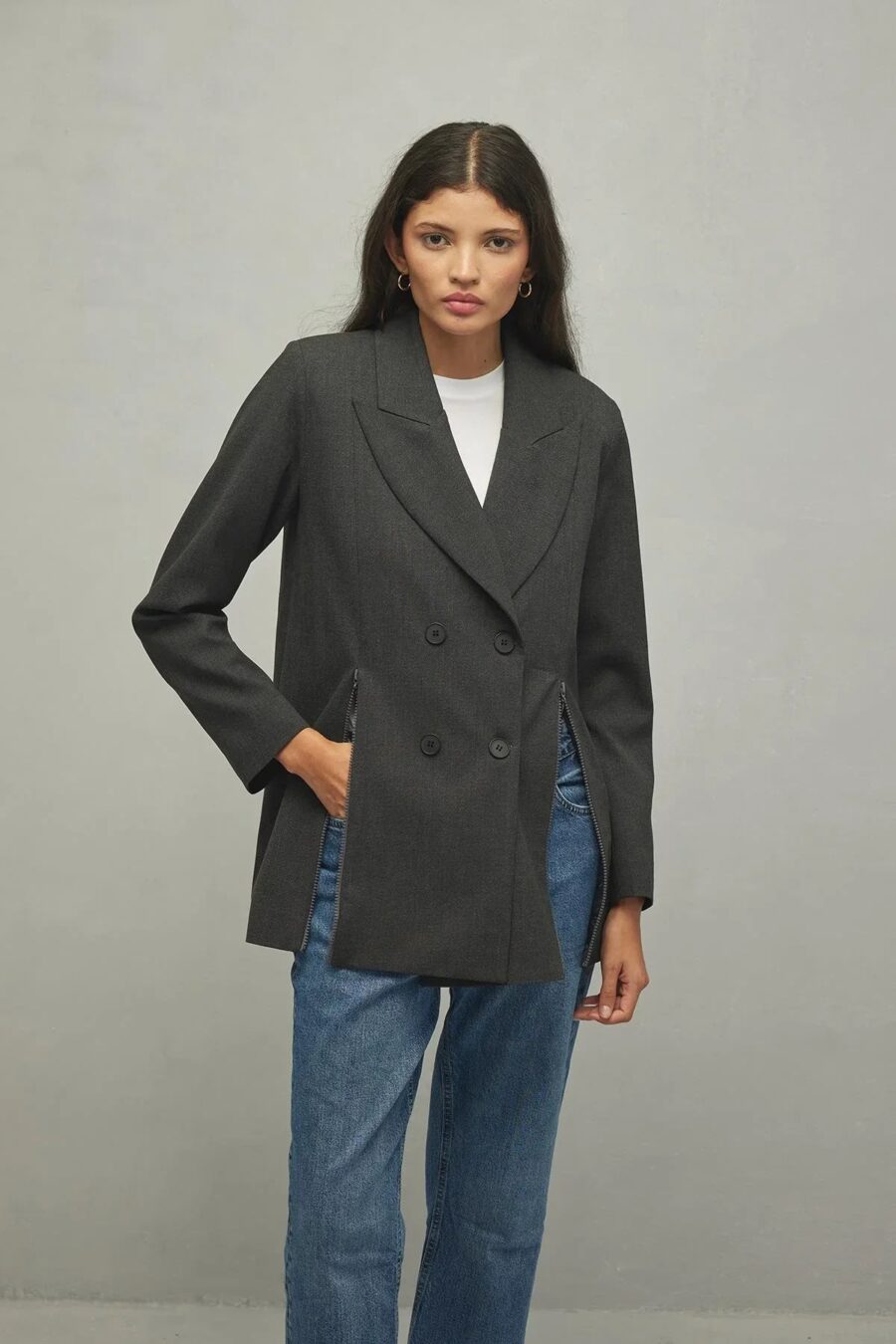 womens-grey-zip-up-jacket-kanstore-3-min Grey zip-up jacket