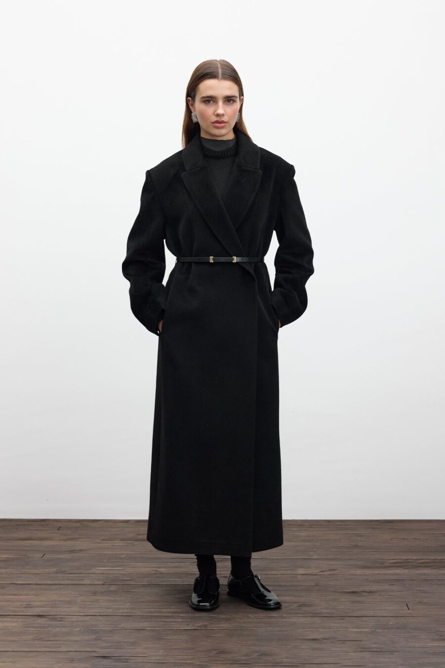 Belted long cachet coat black