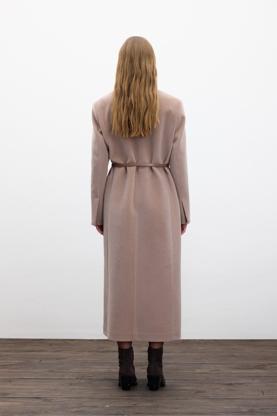 Belted long cachet coat mink