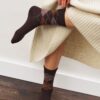 Diamond pattern socks brown check