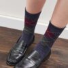 Diamond pattern socks navy check
