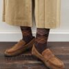 Diamond pattern socks brown check
