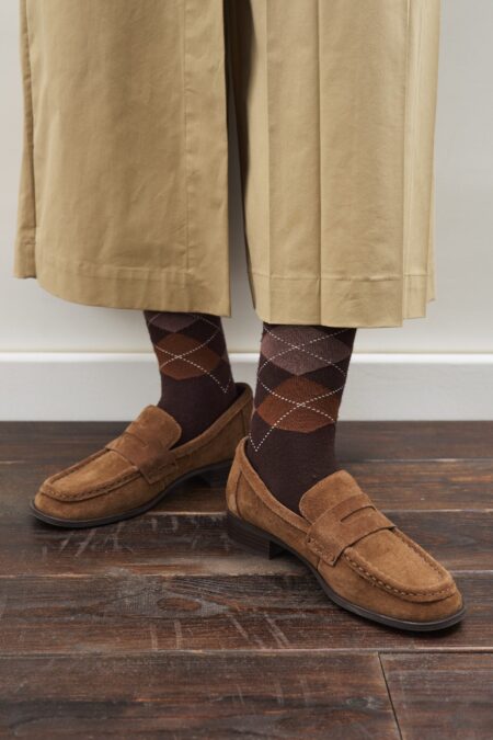 Diamond pattern socks brown check