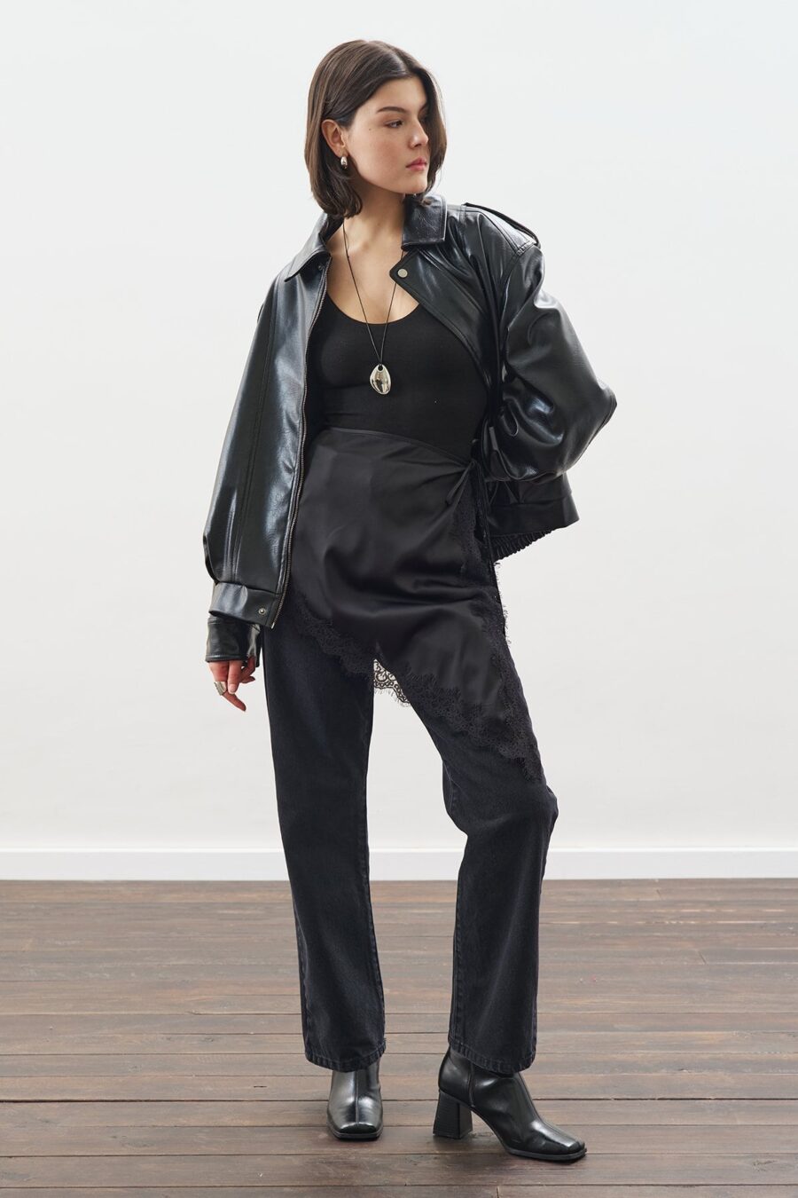 1200x1800_-93046-17-B-min Lace trim waist belt black