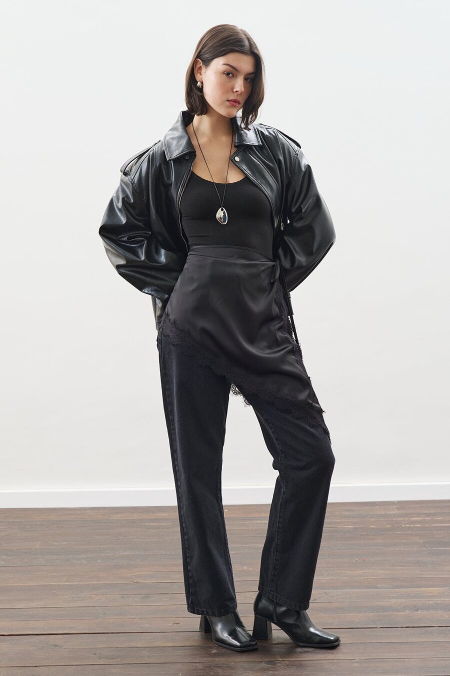 1200x1800_-93047-17-B-min Lace trim waist belt black