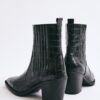 black-croc-square-toe-elastic-ankle-boots-kanstore-1-min Black croc square-toe elastic ankle boots
