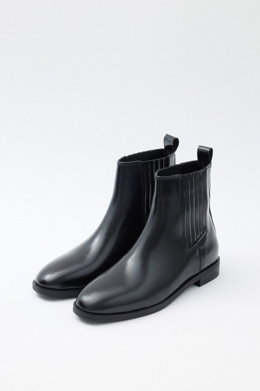Black elastic ankle boots