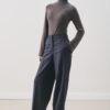 Aroa wool belt suit navy blue
