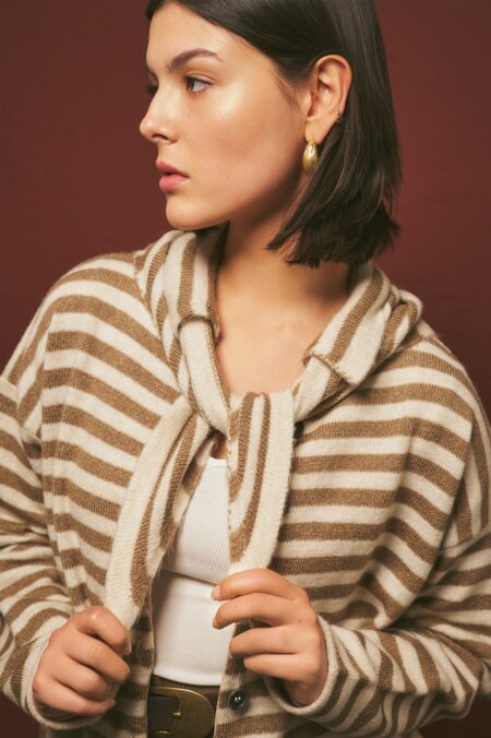 1200x1800_-93790-16-B-min Beige striped cardigan with scarf detail