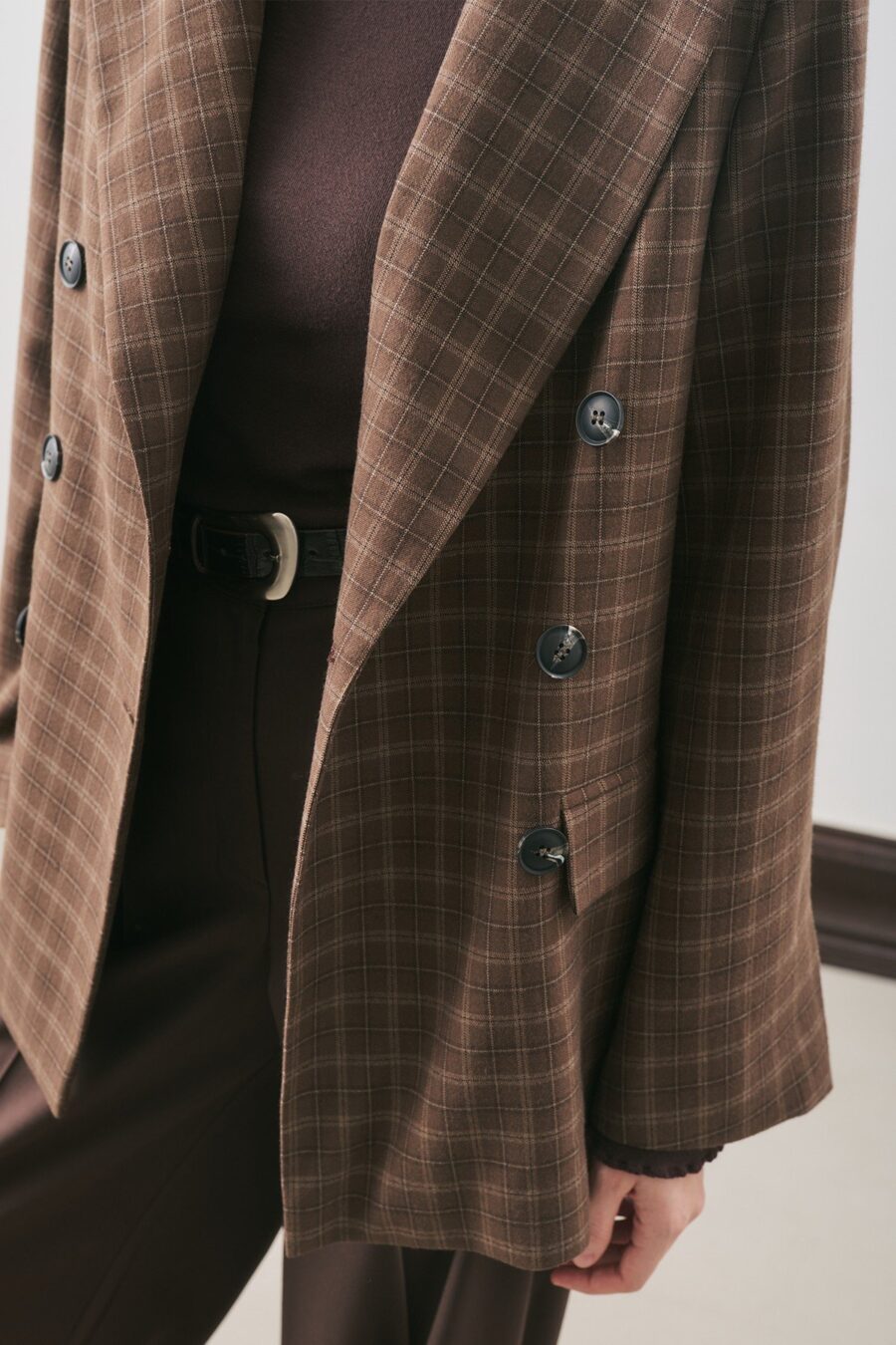 Brown double-breasted check blazer