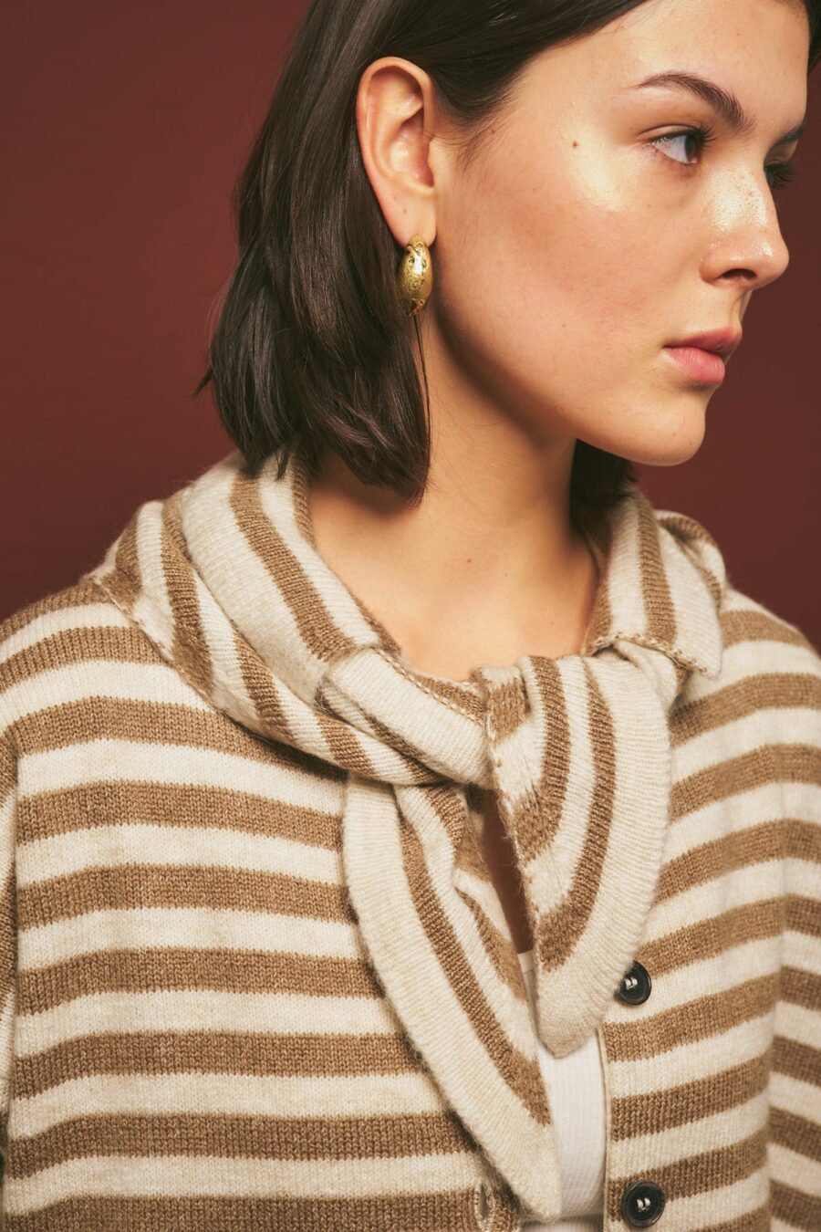 1200x1800_-94259-16-B-min Beige striped cardigan with scarf detail