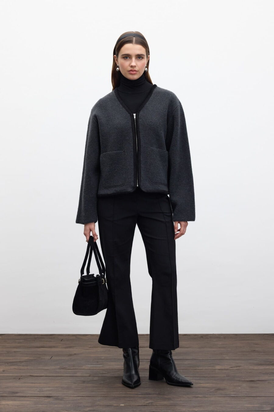 Plain knit zippered knit cardigan charcoal