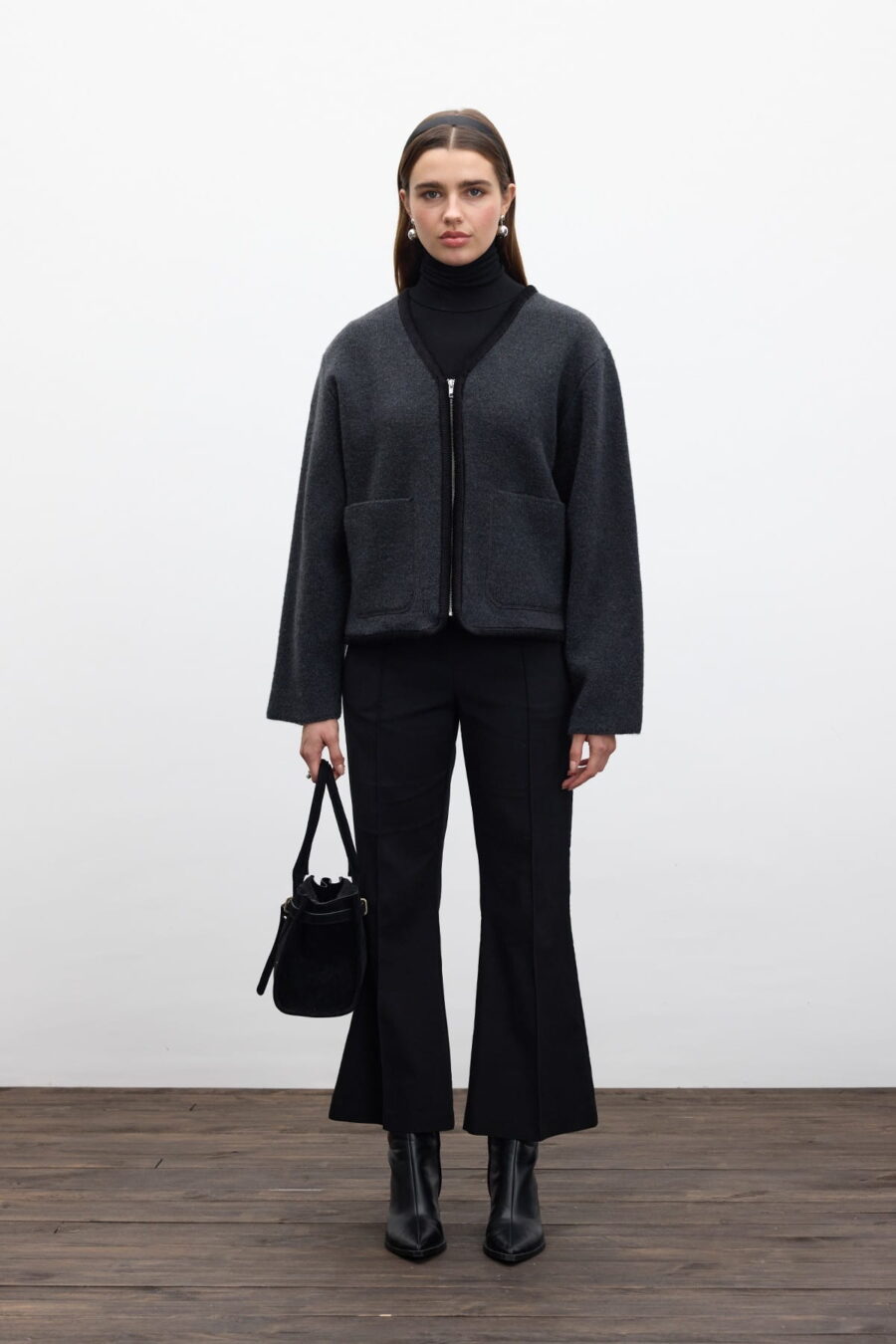 Plain knit zippered knit cardigan charcoal