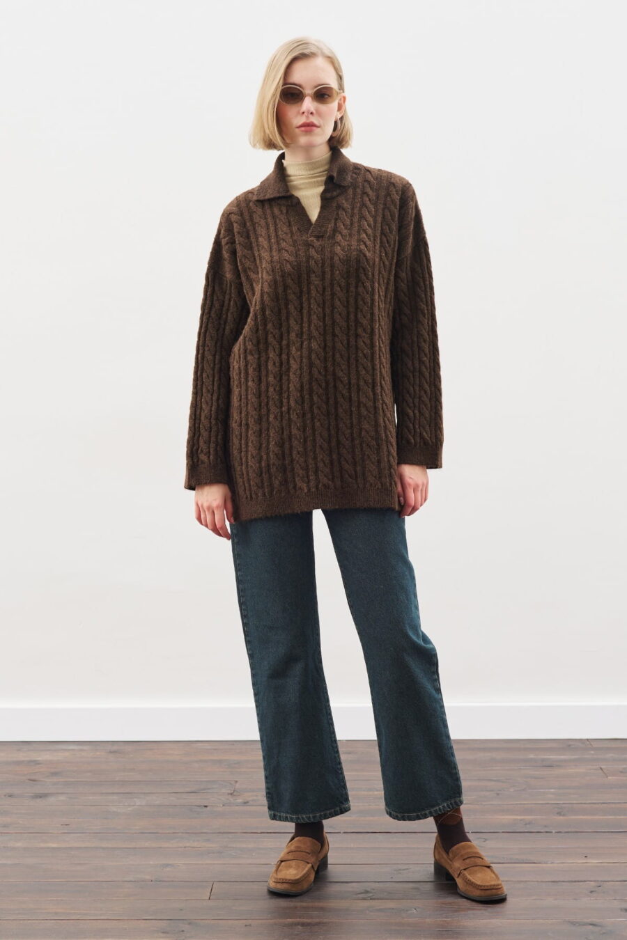Collared hair knit sweater brown