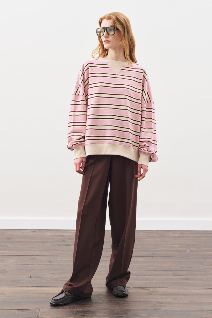 Oversized striped sweatshirt burgundy
