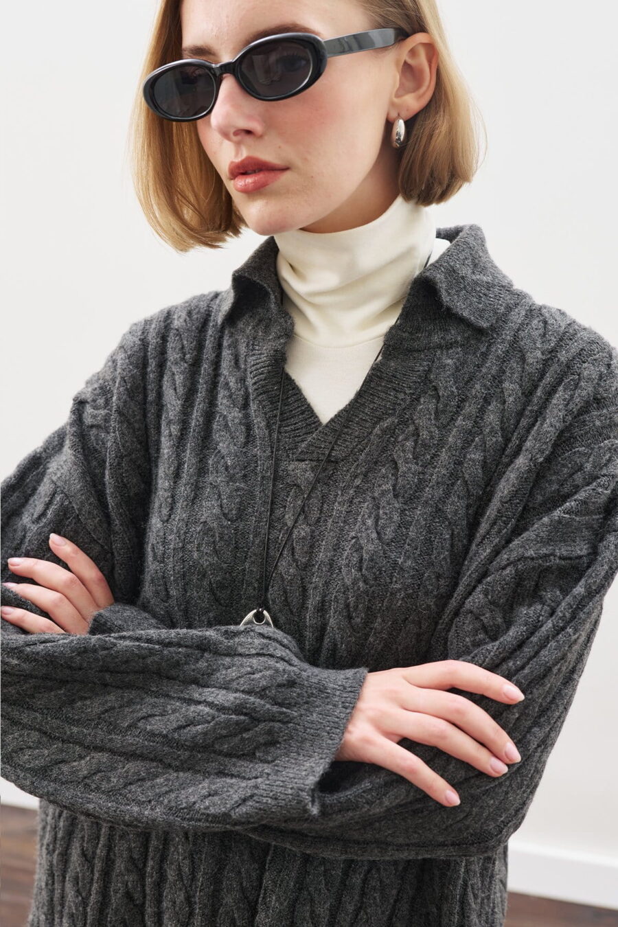 Collared hair knit sweater anthracite