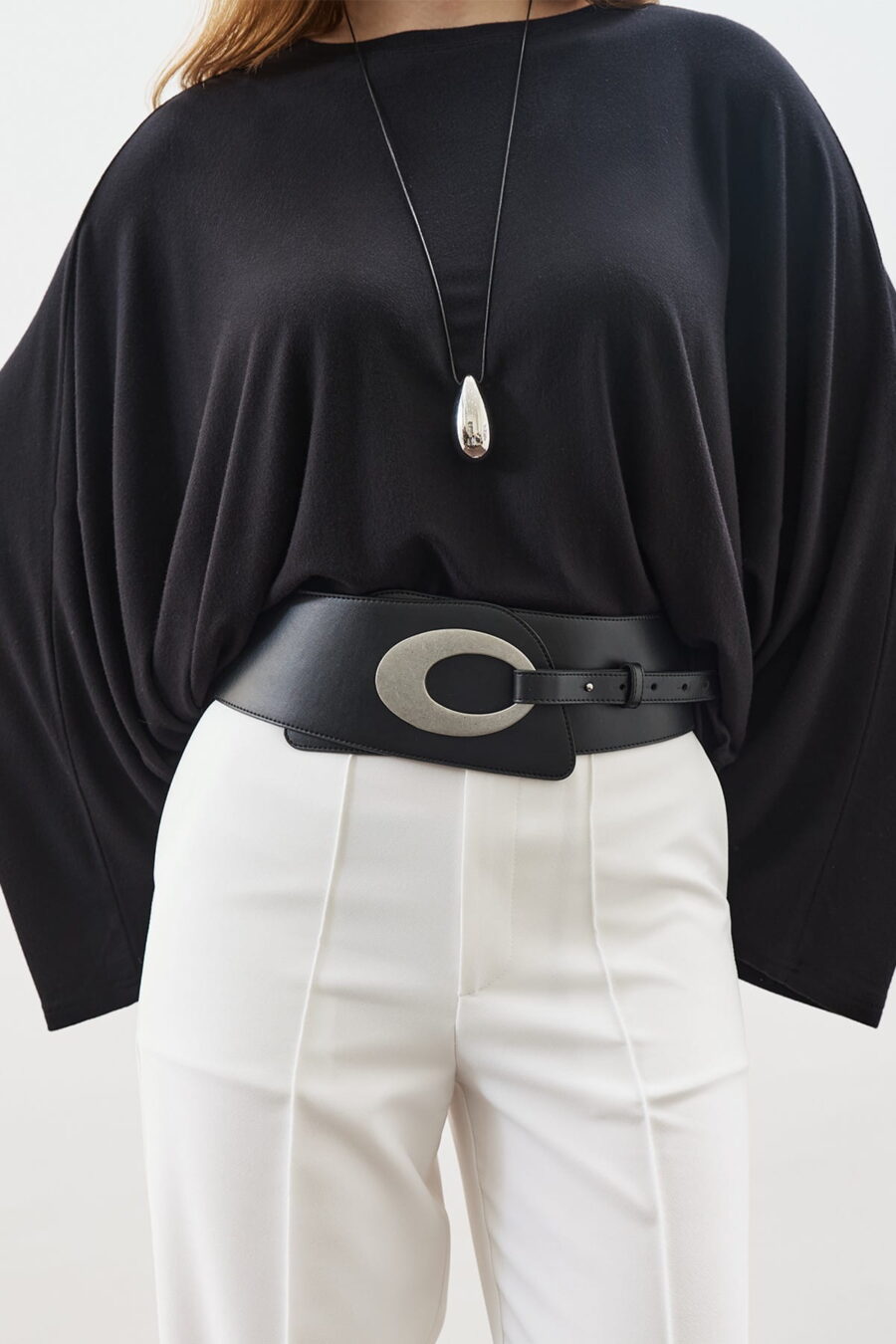 Wide buckle waist belt black