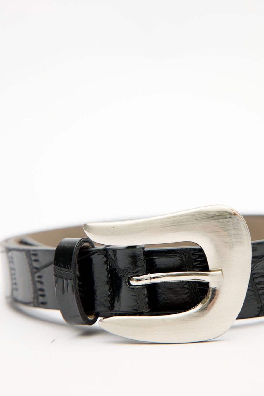 Crocodile leather look belt black