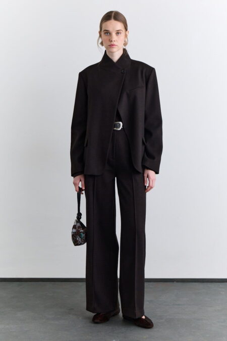 Brown classic pleated fabric trousers