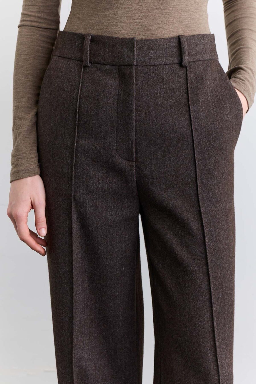 Mink classic pleated fabric trousers
