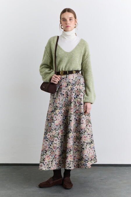 Jacquard patterned skirt floral pattern