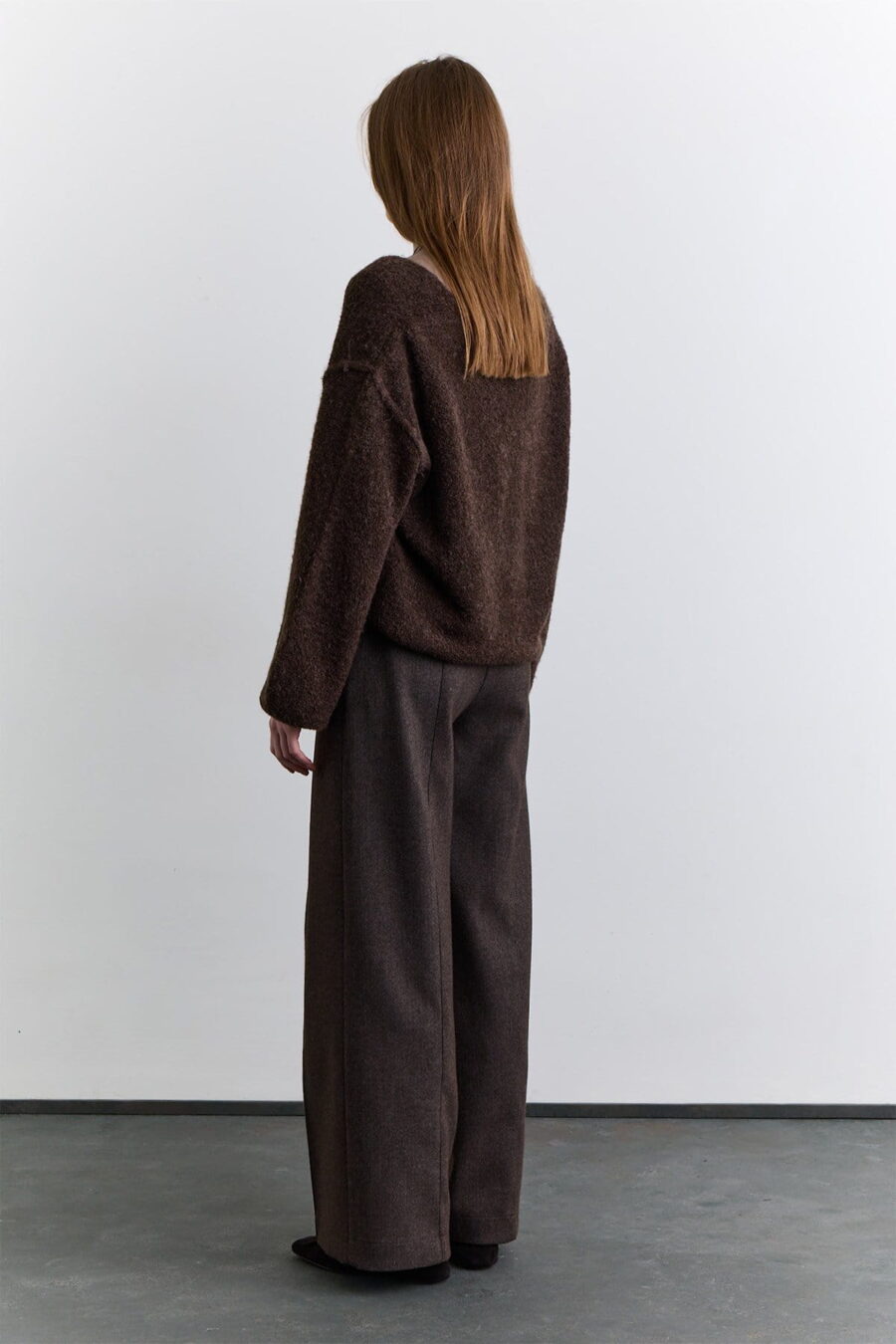 Soft textured sweater bitter brown
