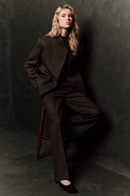 Mink classic pleated fabric trousers