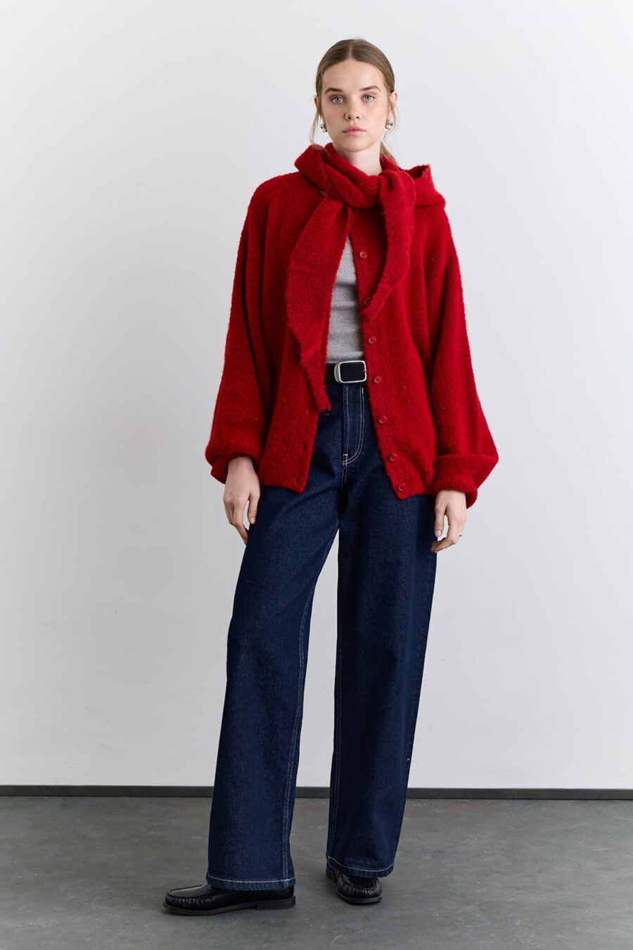 Soft textured buttoned cardigan red