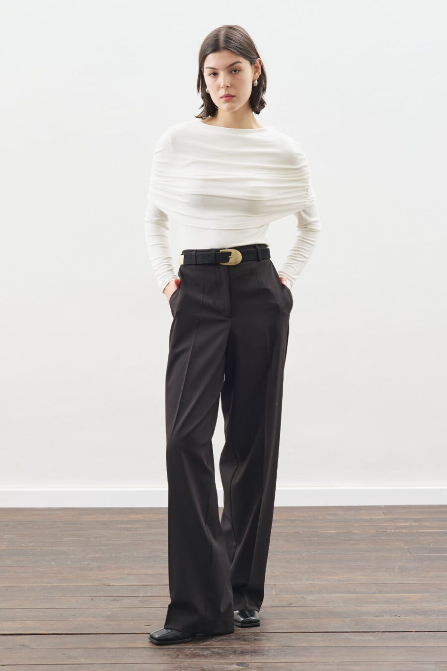 Black long-leg straight trousers