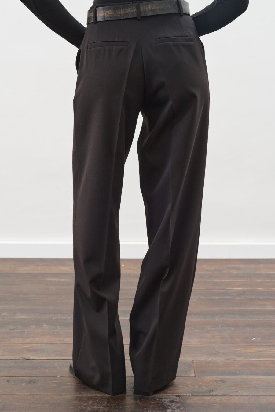 Black long-leg straight trousers