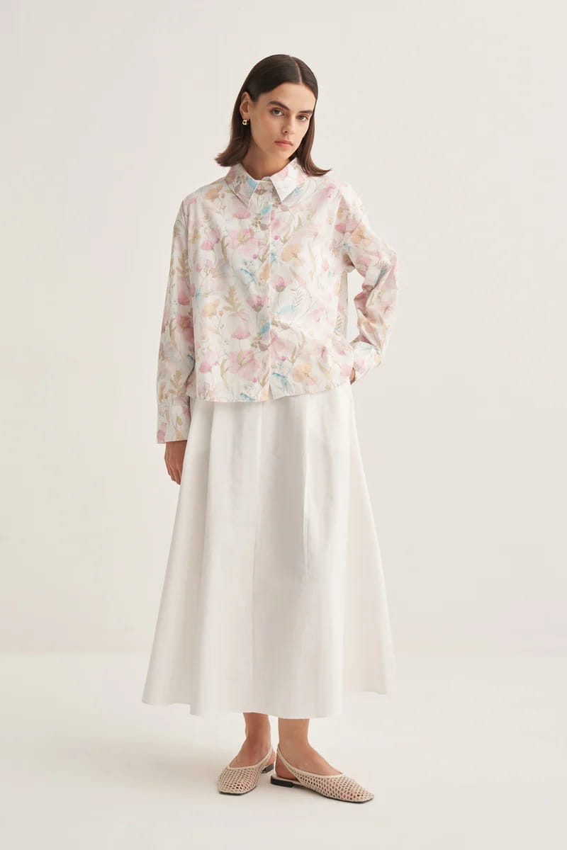 Ecru spring print oversized poplin cropped shirt