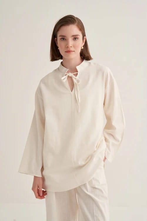 Ecru organic cotton v-neck blouse