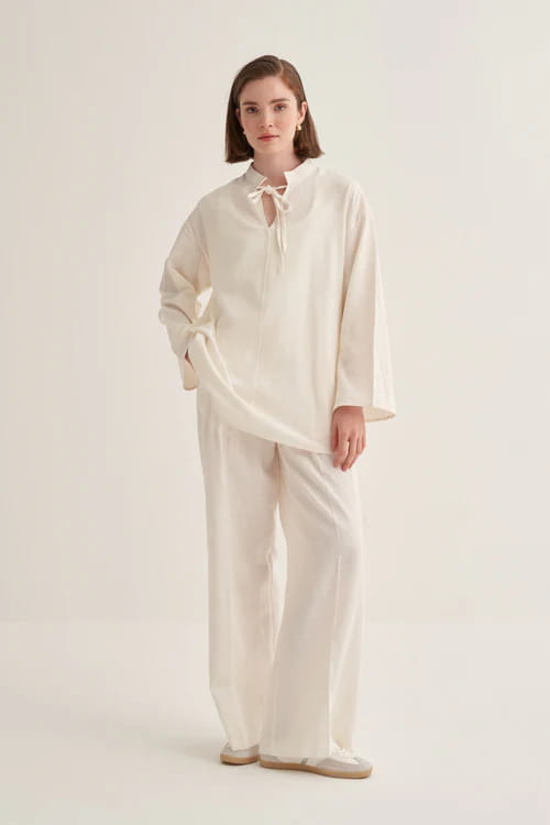 Ecru organic cotton v-neck blouse