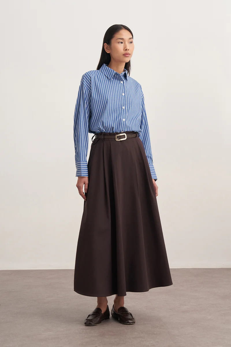 Brown gabardine double-pleated skirt