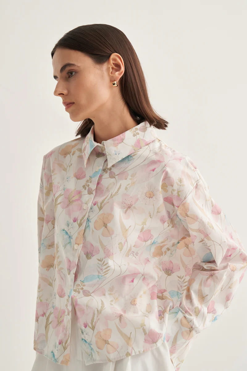 Ecru spring print oversized poplin cropped shirt