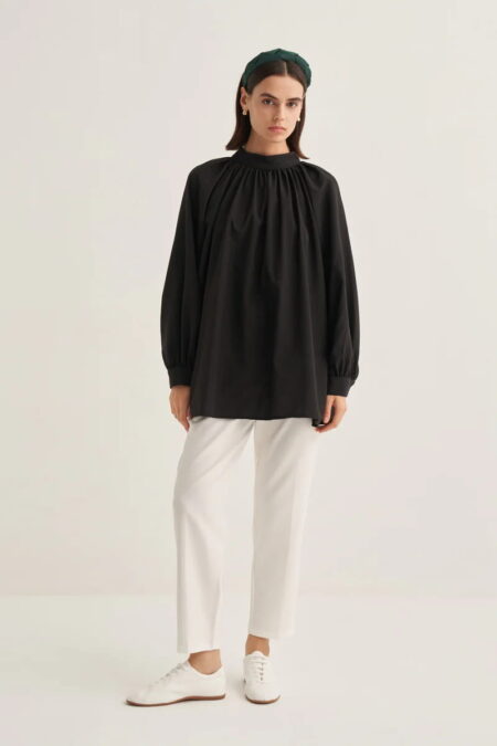 Black collared poplin blouse
